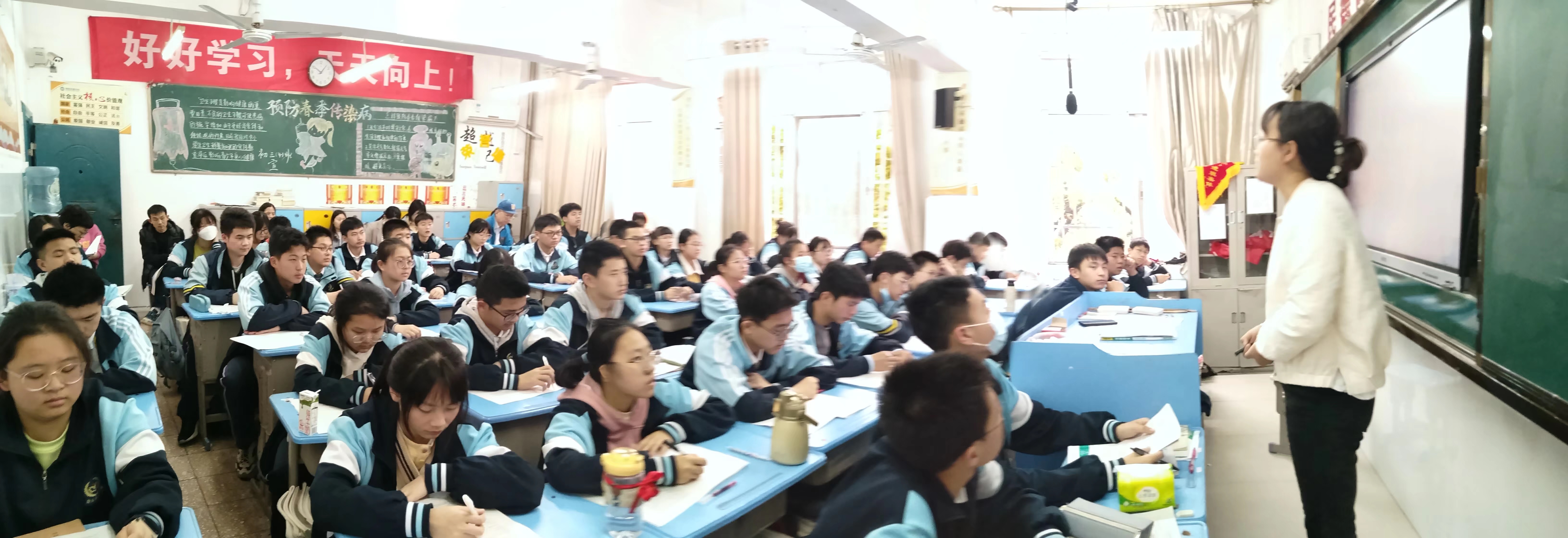 復(fù)習(xí)高效，指路有方——南昌民德學(xué)校初三復(fù)習(xí)調(diào)研課進(jìn)行中